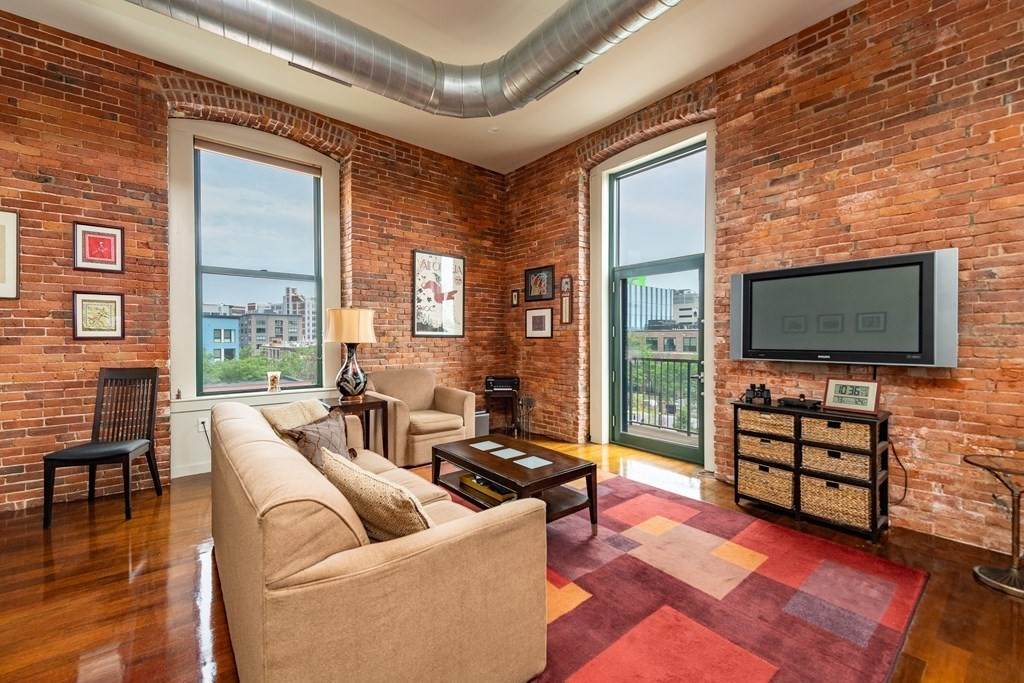 125 B St. - Photo 1