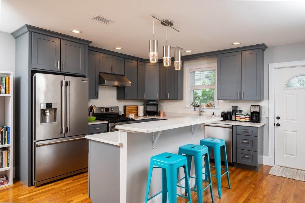 19 Ufford Street - Photo 1