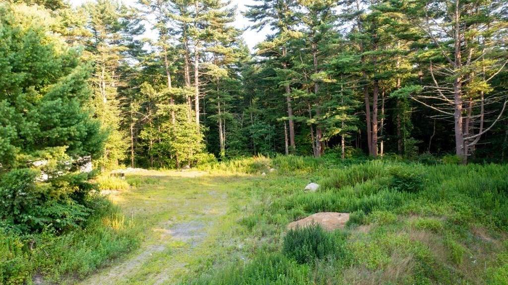 8 Beaver Path - Photo 1