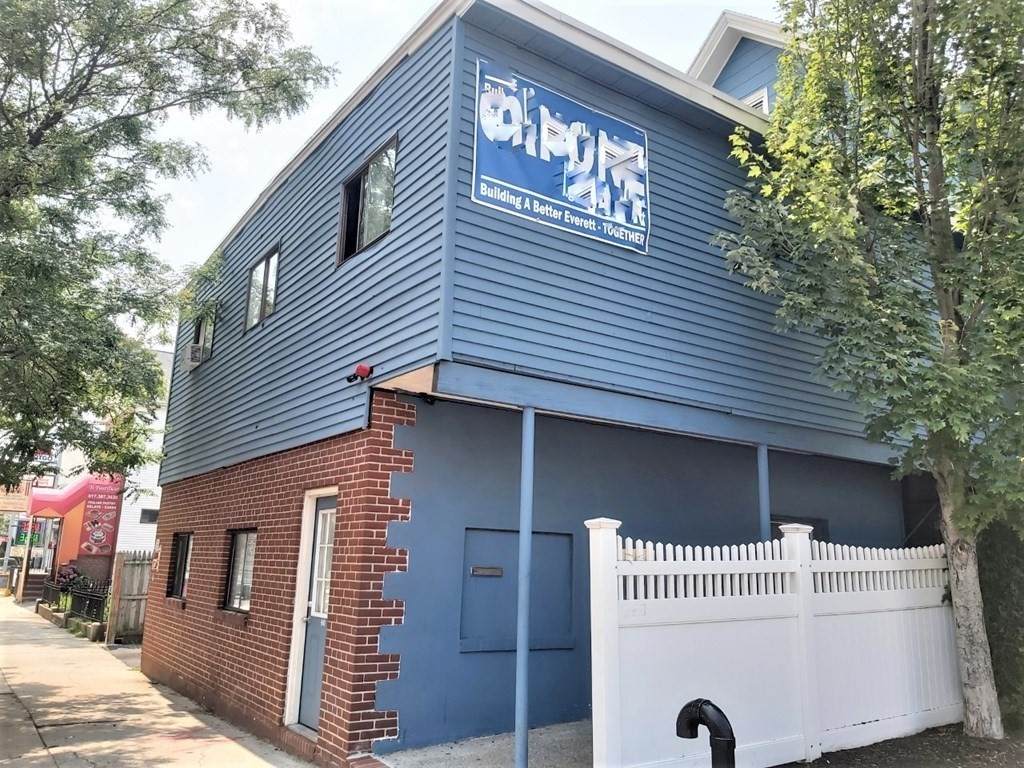 336 Broadway - Photo 1