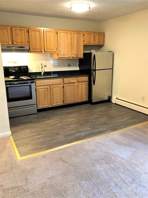 740 East 7th - Photo 1