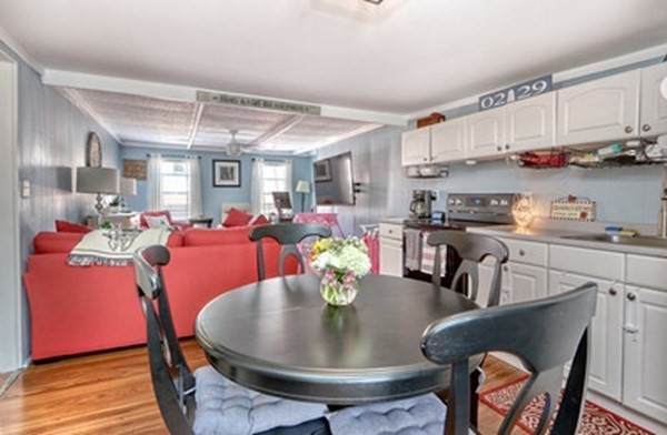 41 Mystic Street - Photo 1