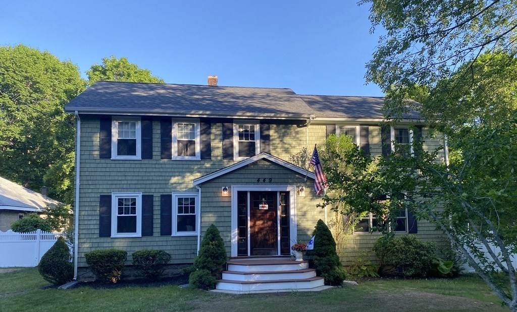 449 Main St - Photo 1
