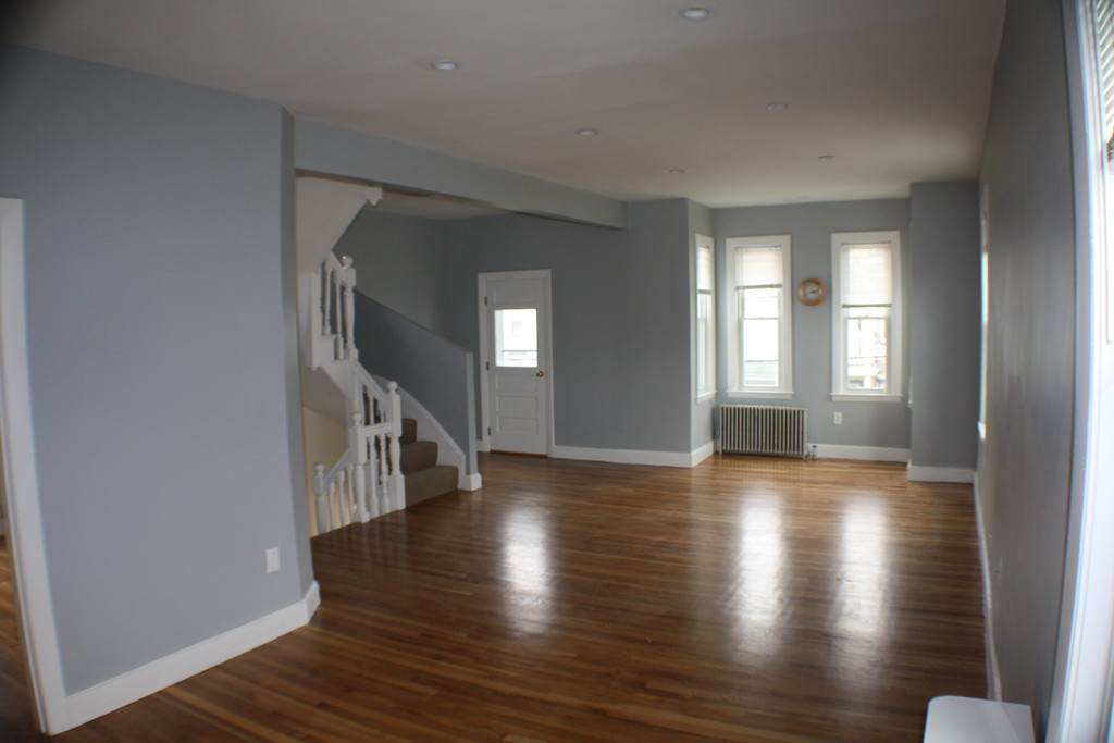 8 Wesley Street - Photo 1