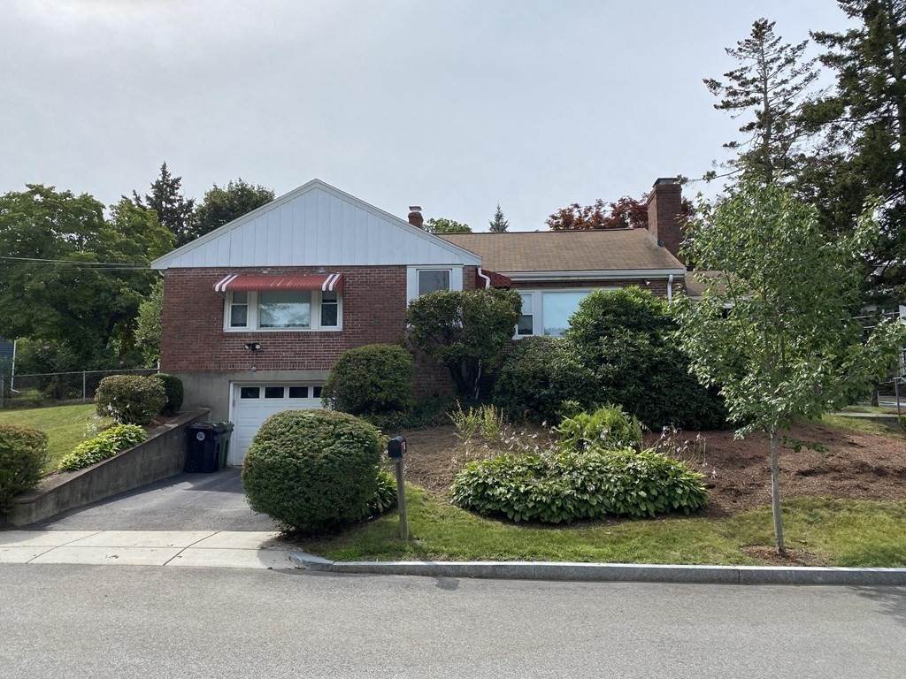 70 Everett - Photo 1