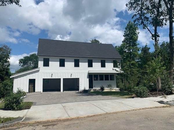 33 Greenwood St - Photo 1