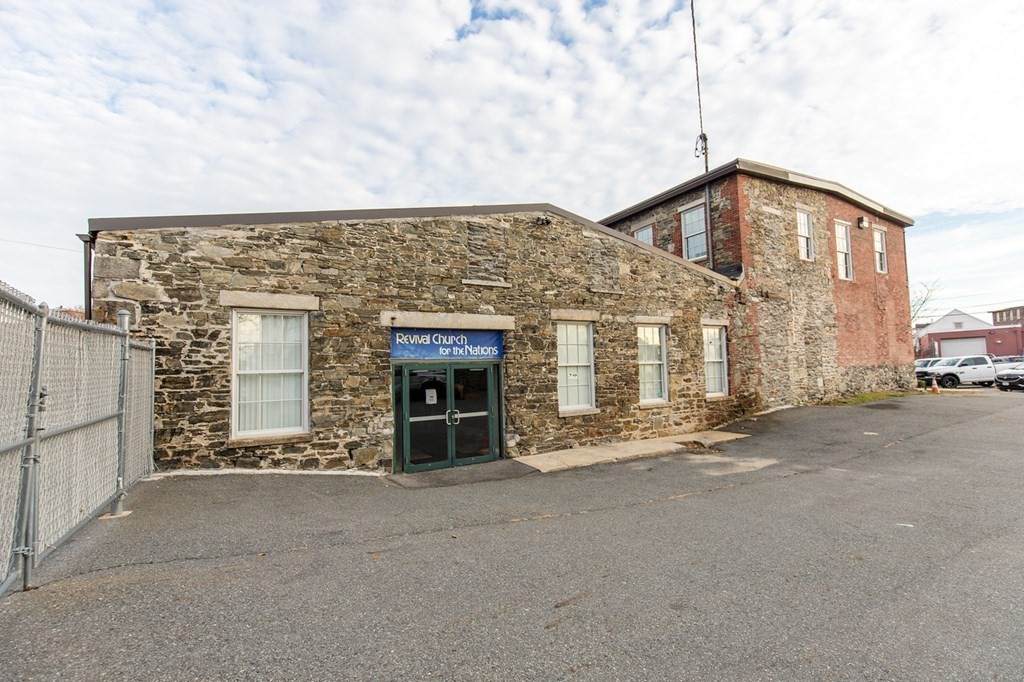 6 Rock St - Photo 1