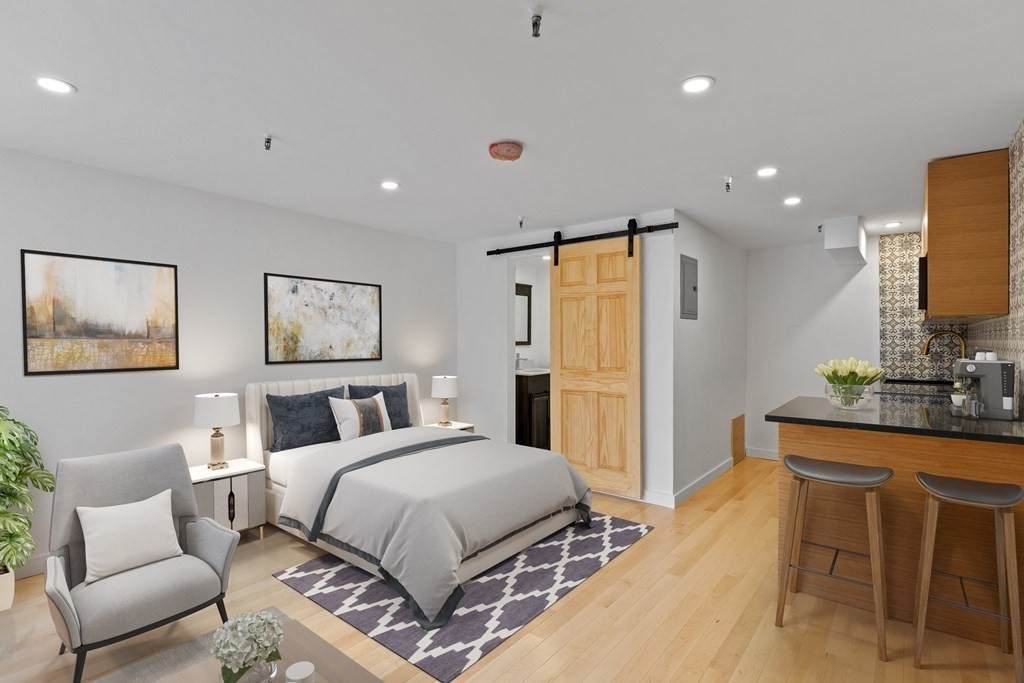 511 Beacon St. - Photo 1