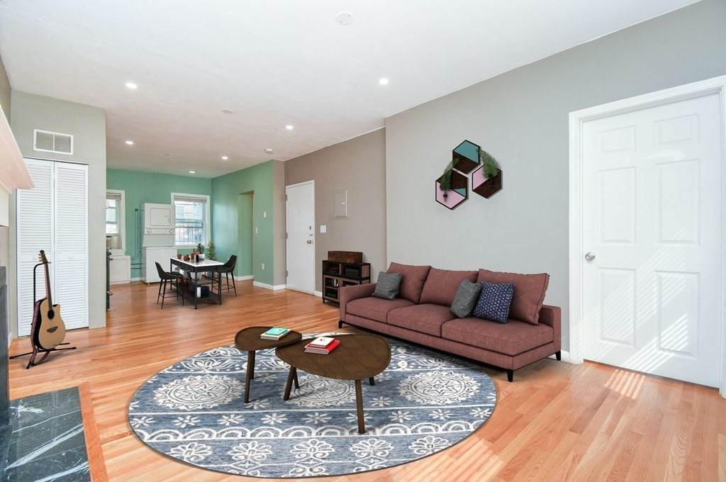 84 Endicott St - Photo 1