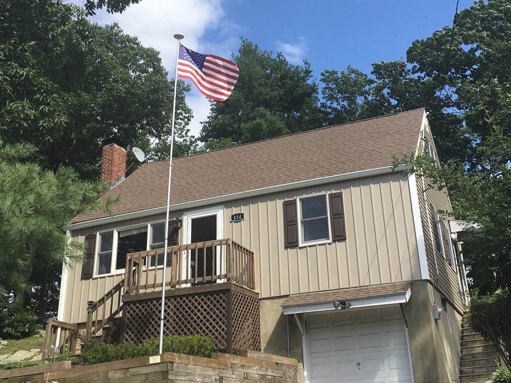 414 West St - Photo 1