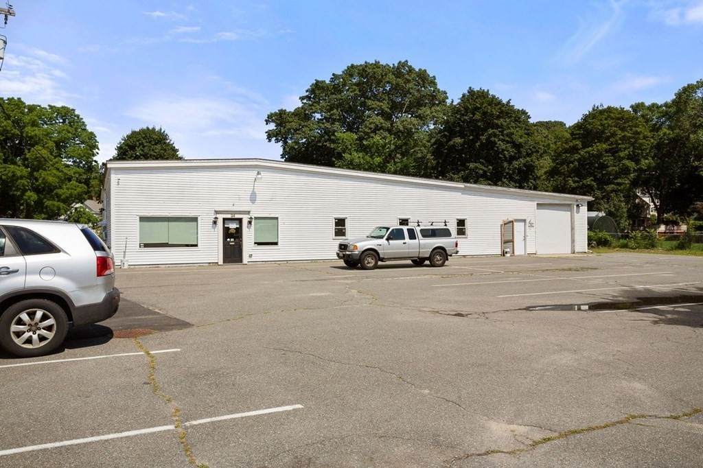24 Oakland Street - Photo 1
