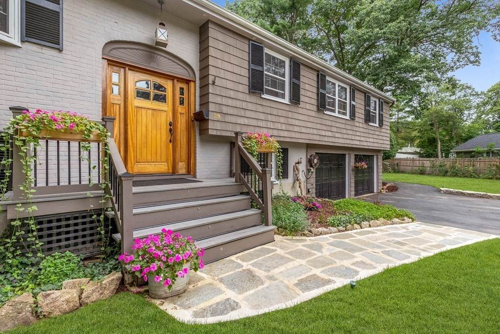 29 Longbow Circle - Photo 1