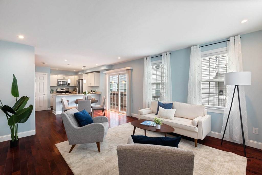 23 Fulton - Photo 1