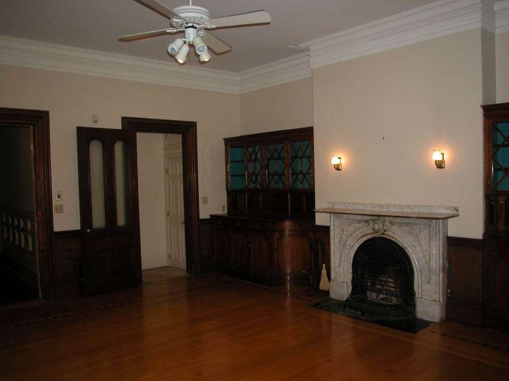 183 Beacon St - Photo 1
