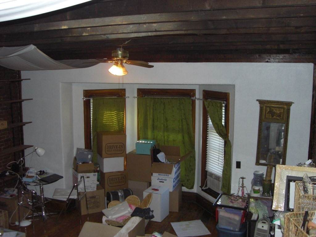393 Beacon - Photo 1