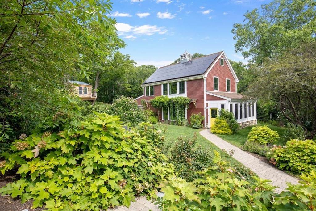 108 Kilby St - Photo 1