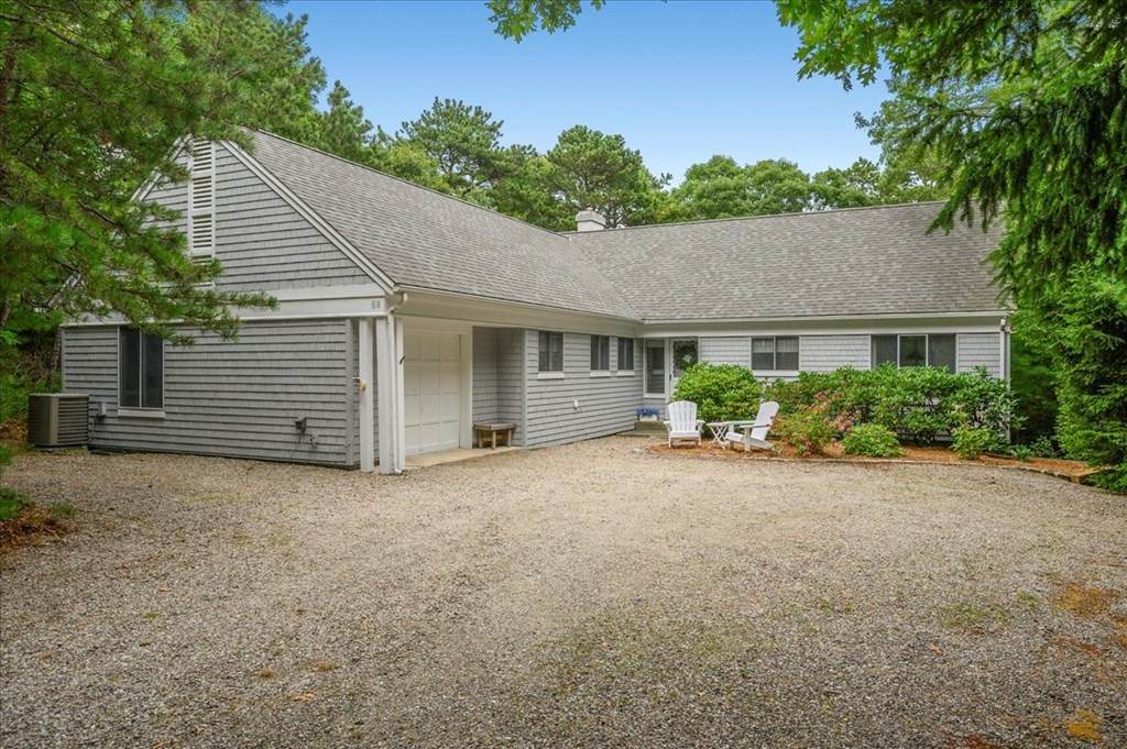 58 Coonamessett Circle - Photo 1