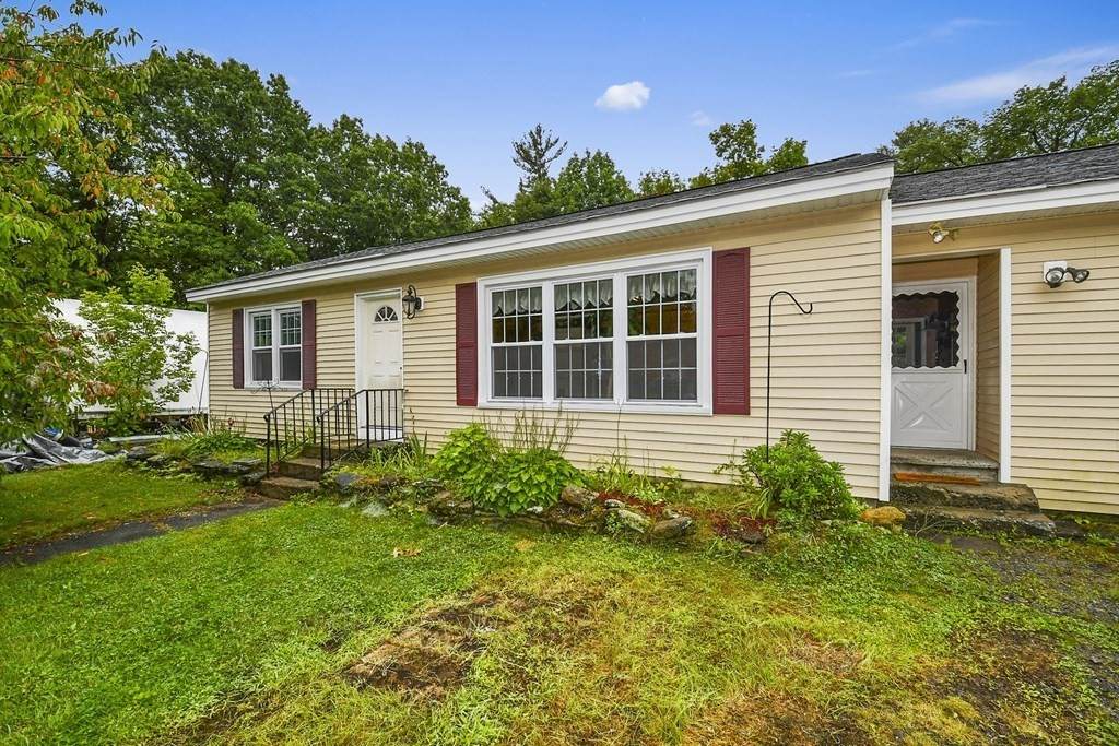 1298 Main St - Photo 1