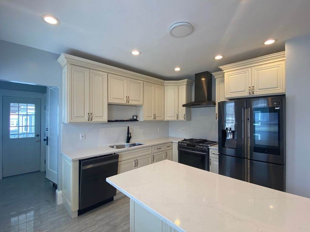 18 Whitten - Photo 1
