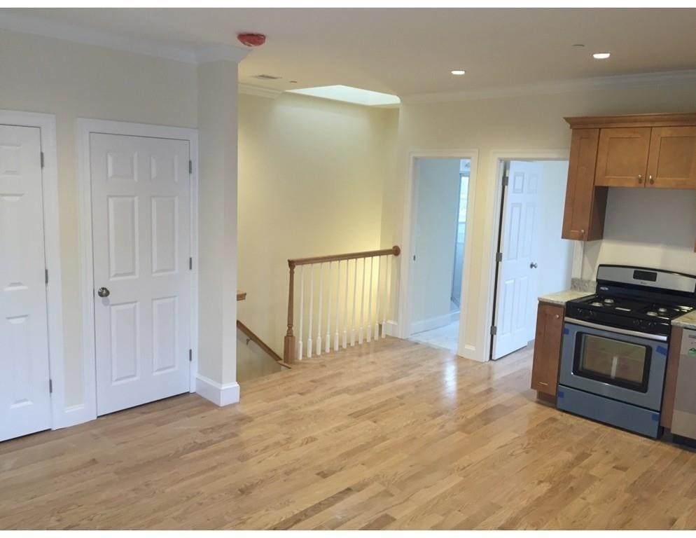 90 White Street - Photo 1