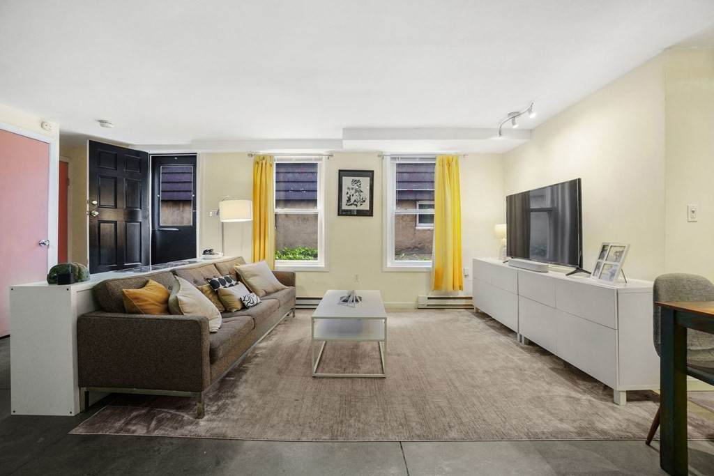 23 Breed Street - Photo 1