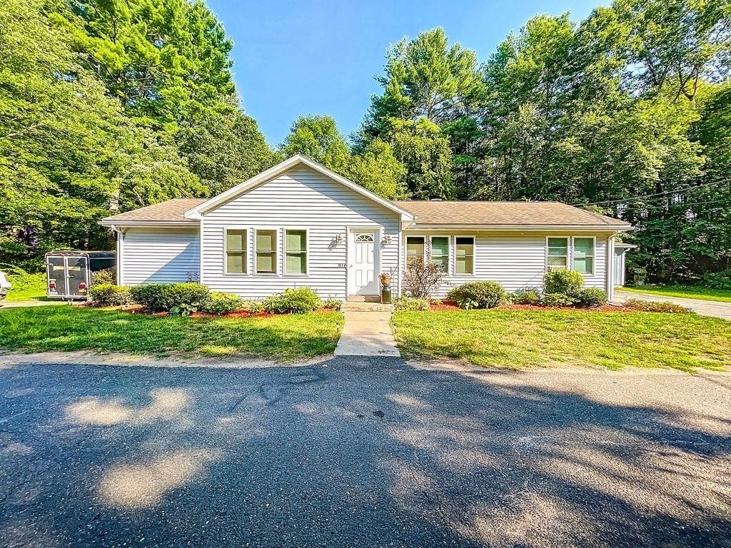4 Jerry Ln - Photo 1