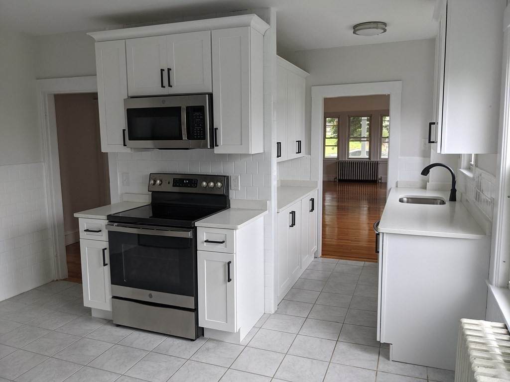 122 Warren - Photo 1