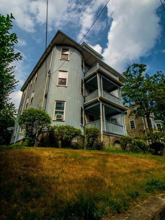 46 Spring Park Ave - Photo 1