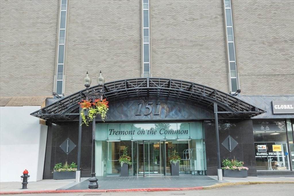 151 Tremont Street - Photo 1