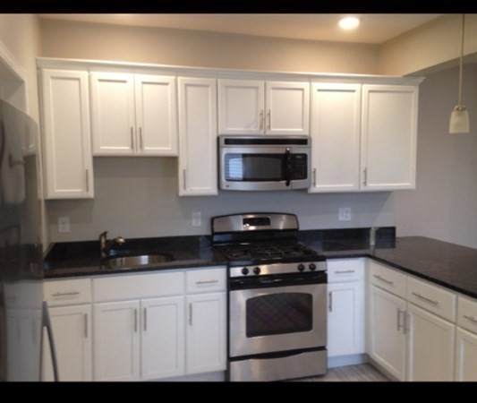 10 Howell Ct. - Photo 1