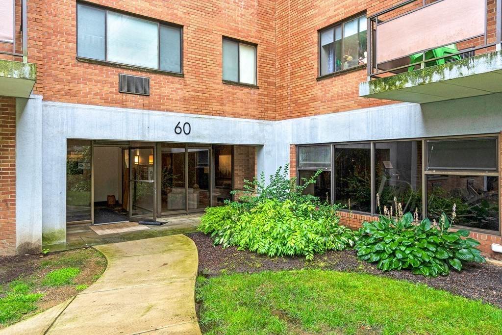 60 Pleasant Street - Photo 1