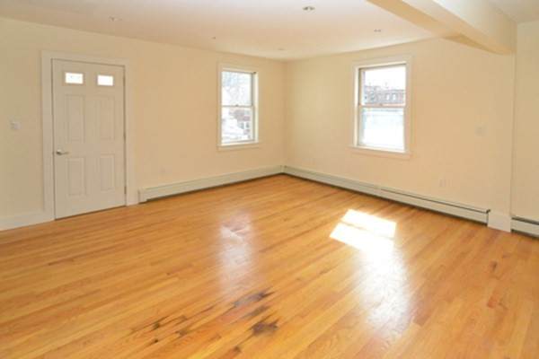 105 Brookside Ave - Photo 1