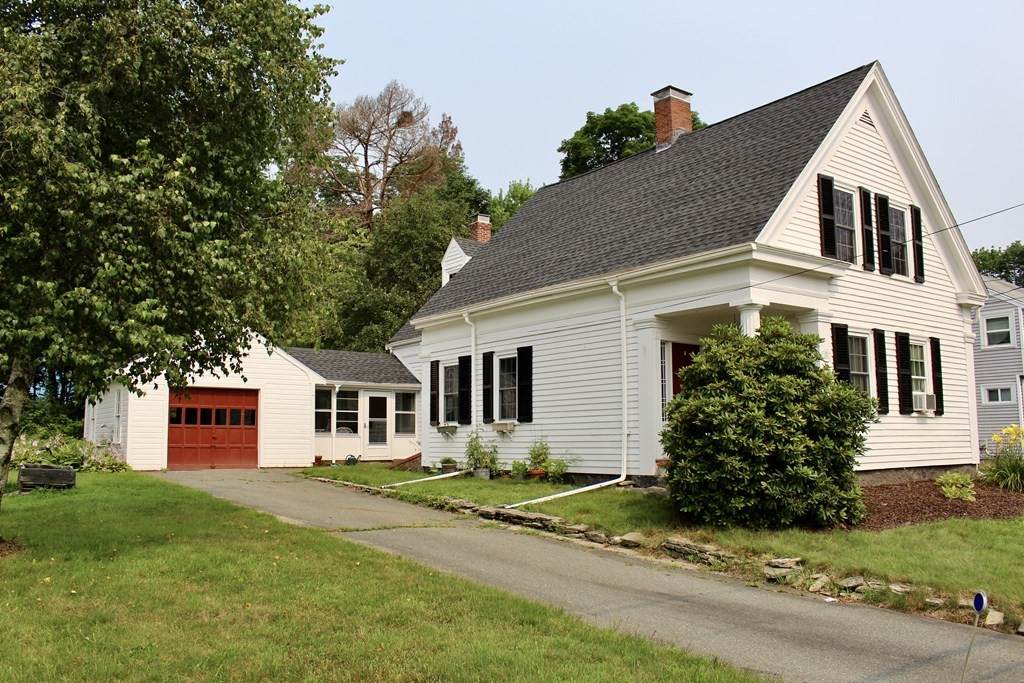 368 N Elm St - Photo 1