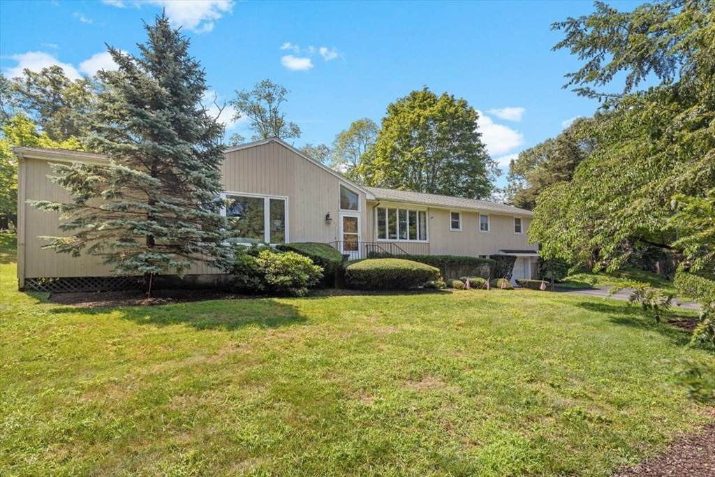 263 East Street - Photo 1