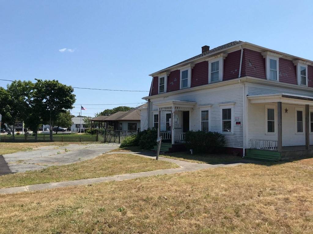 645 Main St - Photo 1