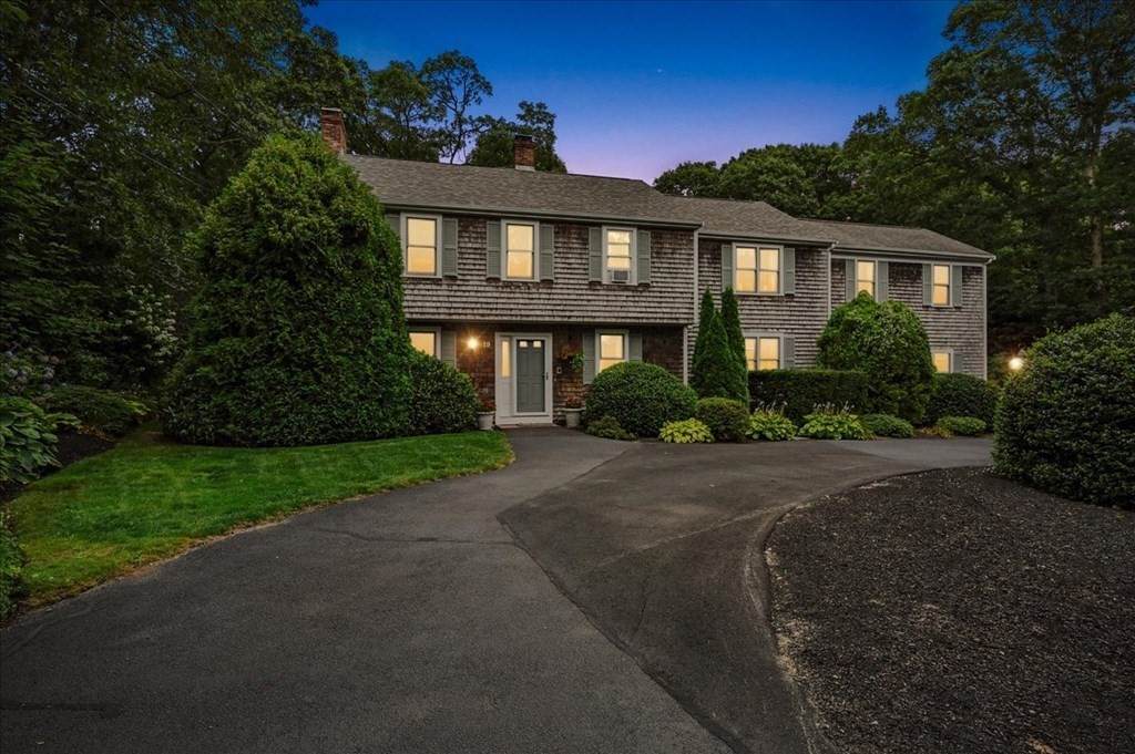 19 Ambleside Dr - Photo 1