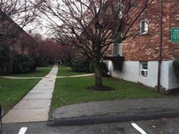 15 Westgate Rd - Photo 1