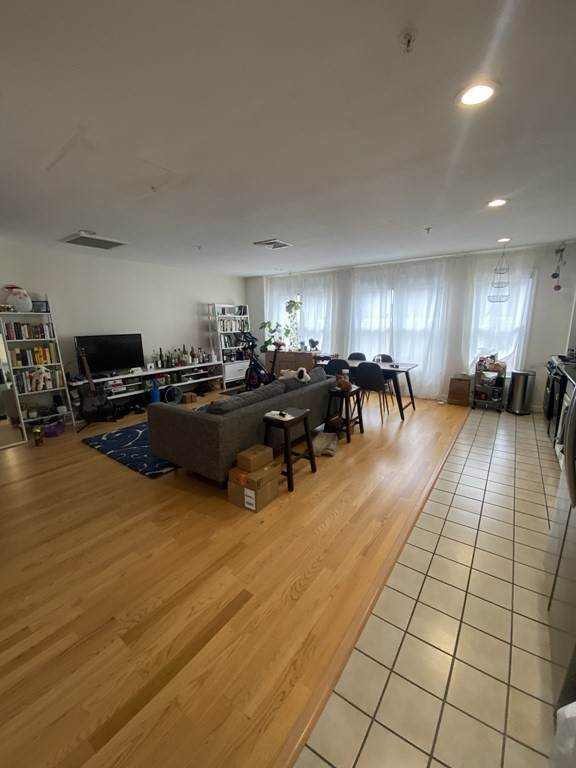 1 Davenport - Photo 1