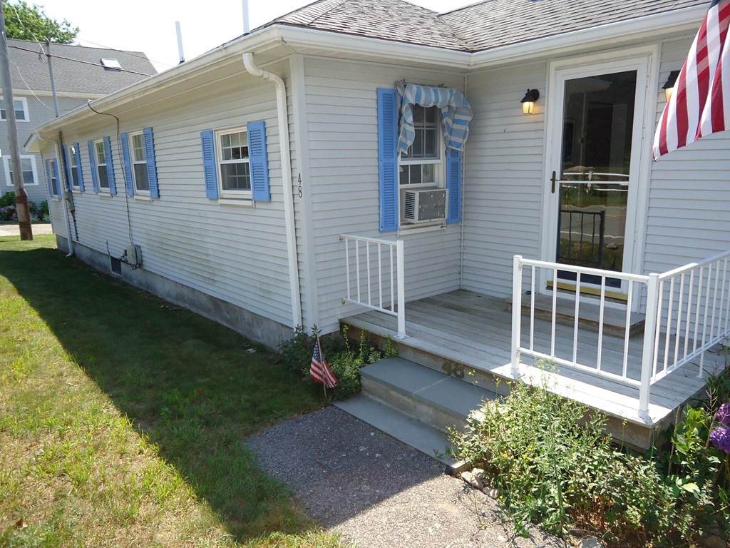 48 Angelica Ave - Photo 1