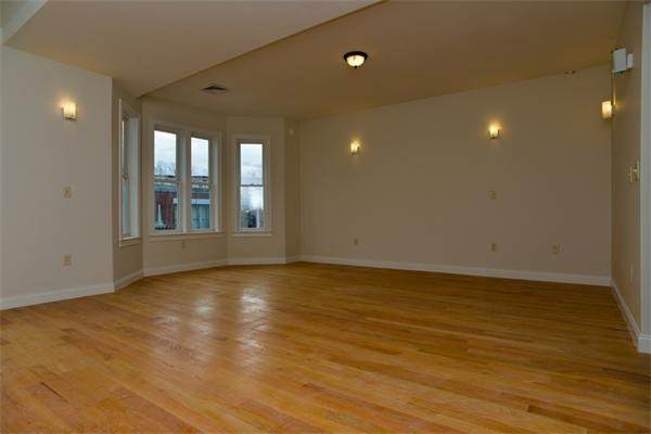 48 Dudley Street - Photo 1