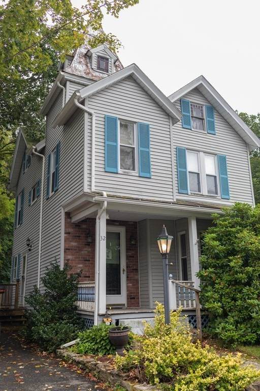 32 Elm St - Photo 1