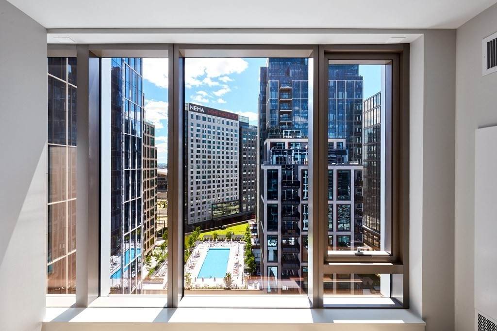 133 Seaport Boulevard - Photo 1