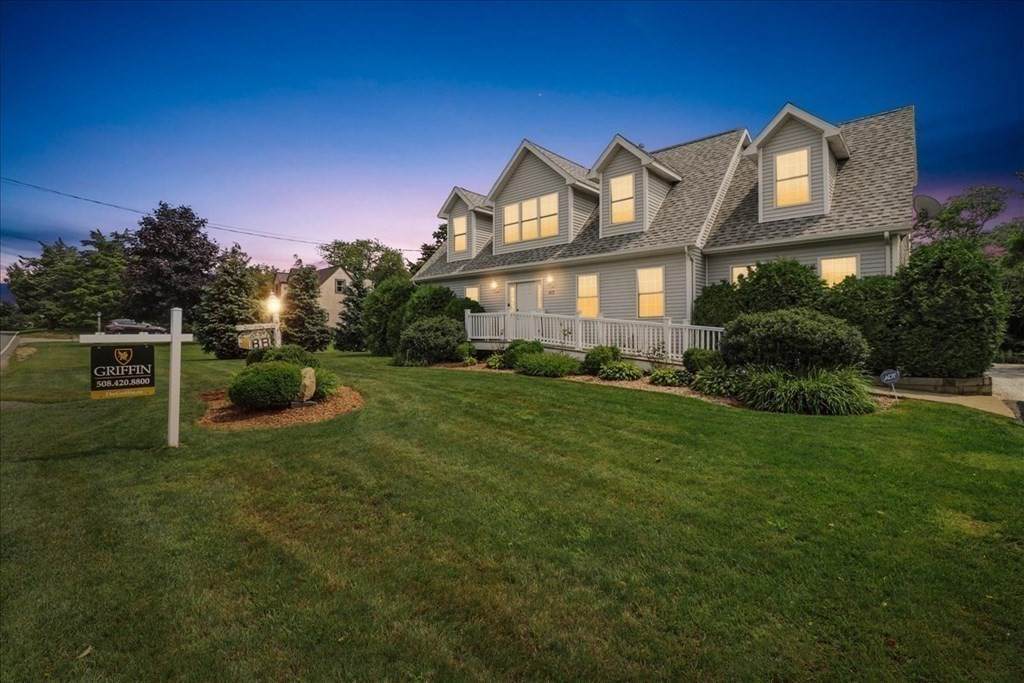 473 Main St - Photo 1