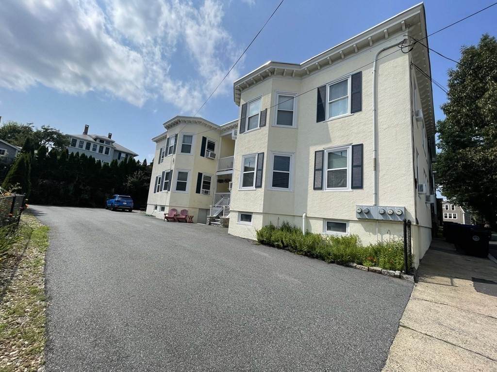 16 Pratt St - Photo 1