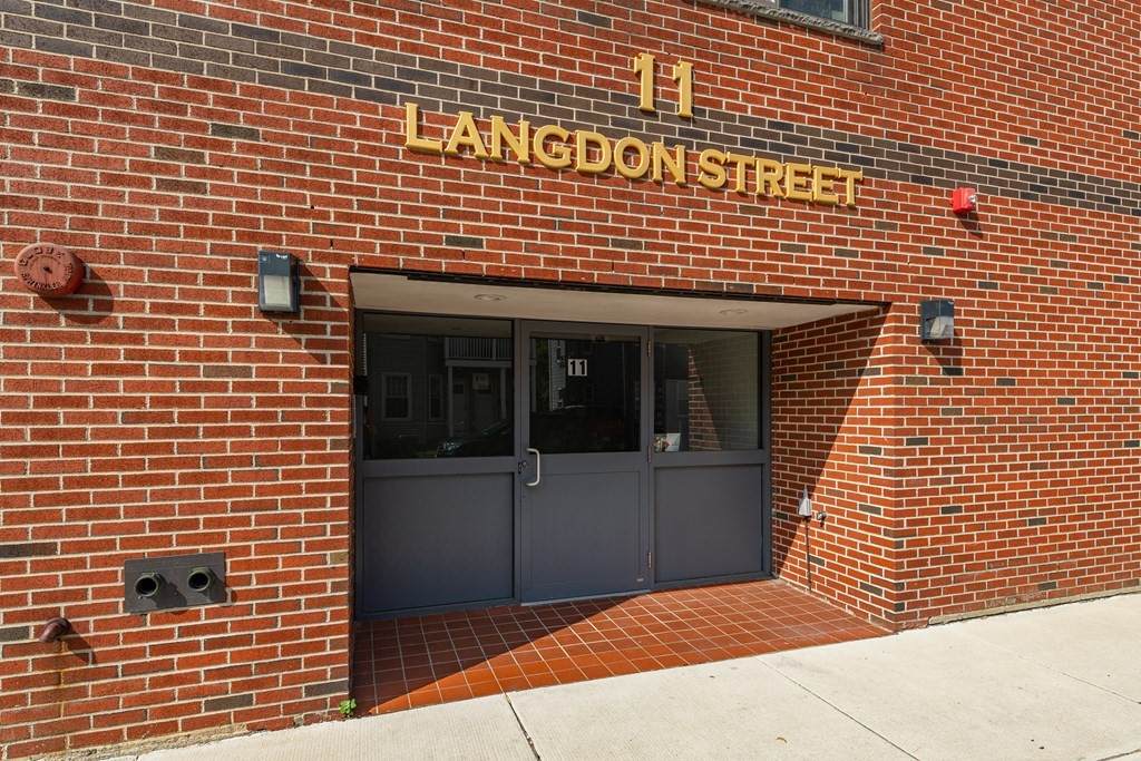 11 Langdon Street - Photo 1