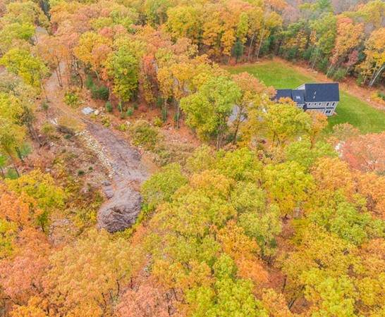 496 W Main St - Photo 1