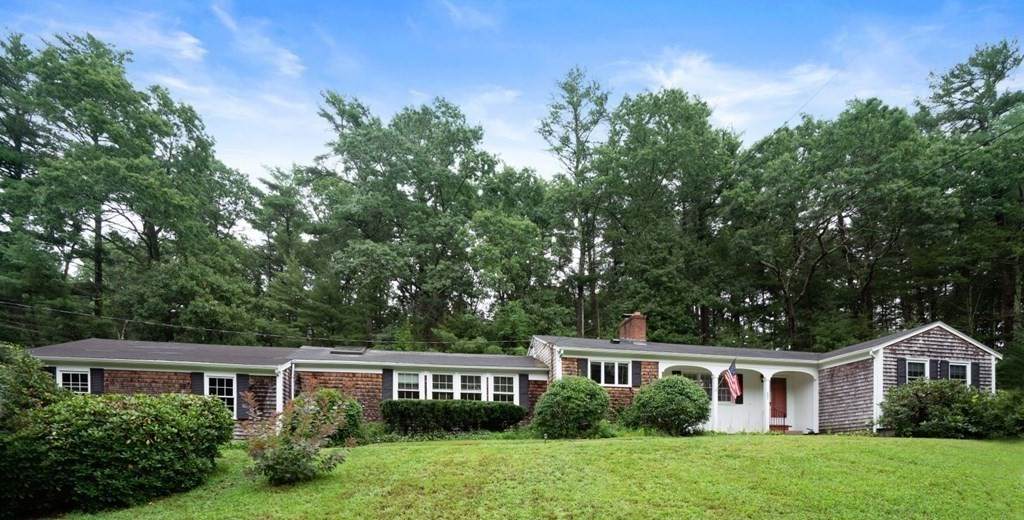 637 Lincoln Street - Photo 1