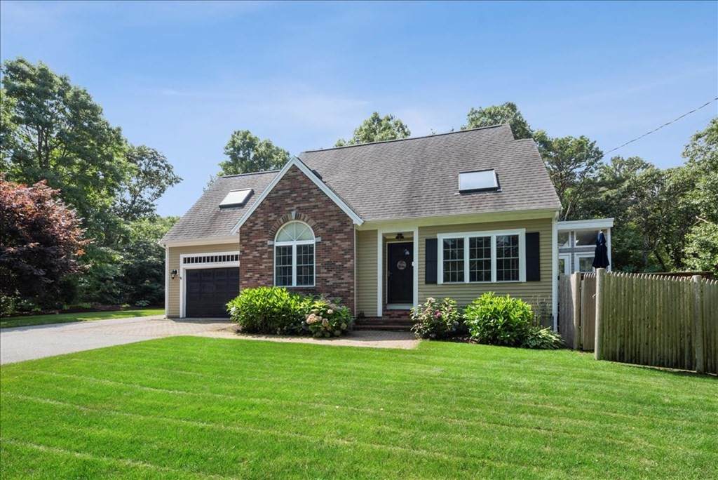 3 Captain Eldredge Way - Photo 1
