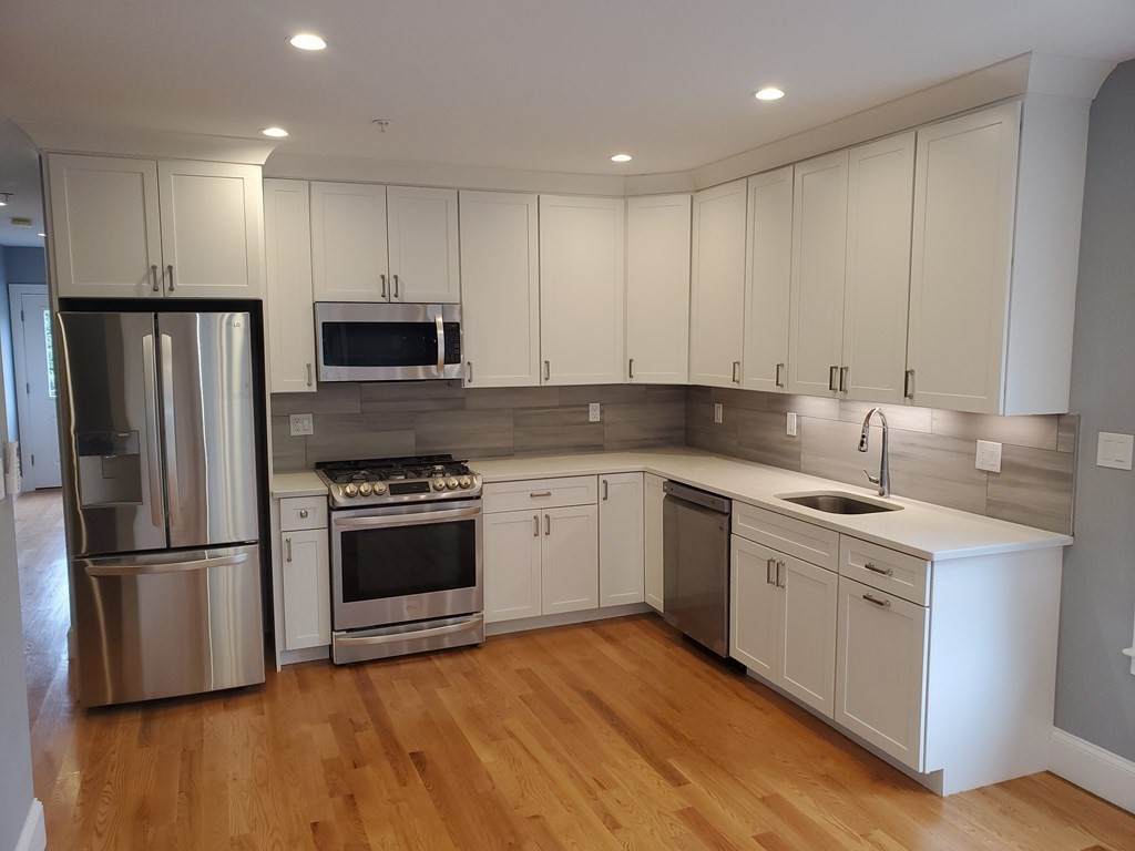 15 Ashland Street - Photo 1