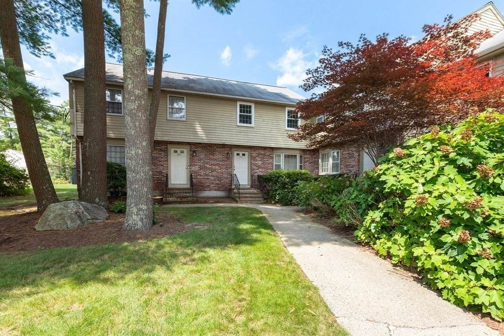22 Pinebrook Ln - Photo 1